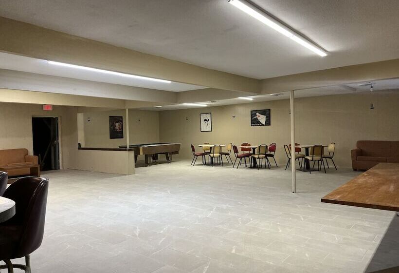 酒店 Driftwood Inn And Lodge By The Lake