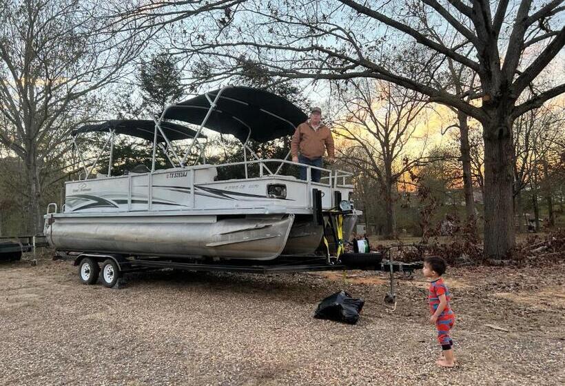 酒店 Driftwood Inn And Lodge By The Lake