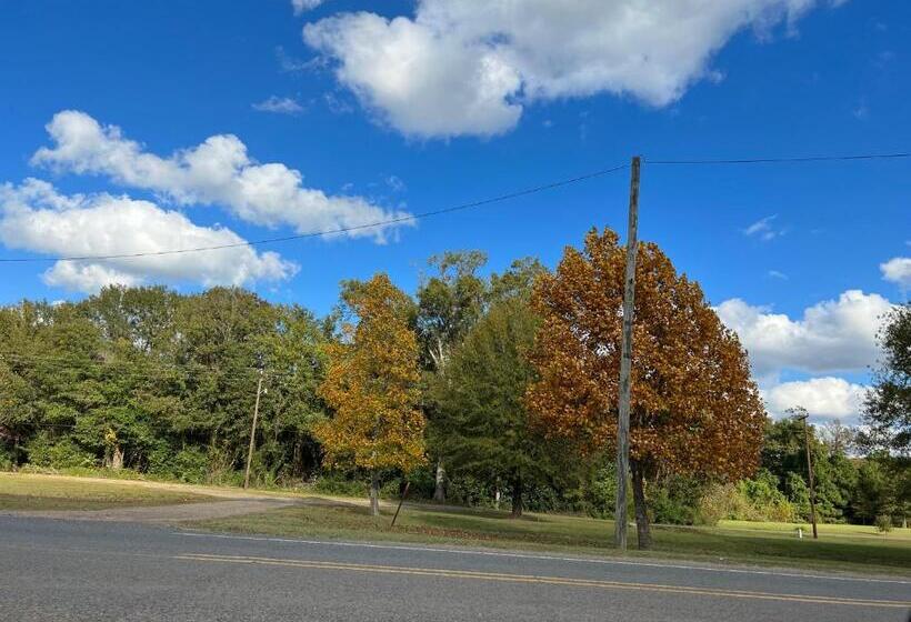 酒店 Driftwood Inn And Lodge By The Lake