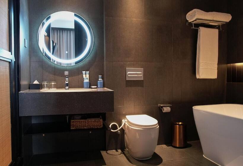 Grand Aston Puncak Hotel & Resort