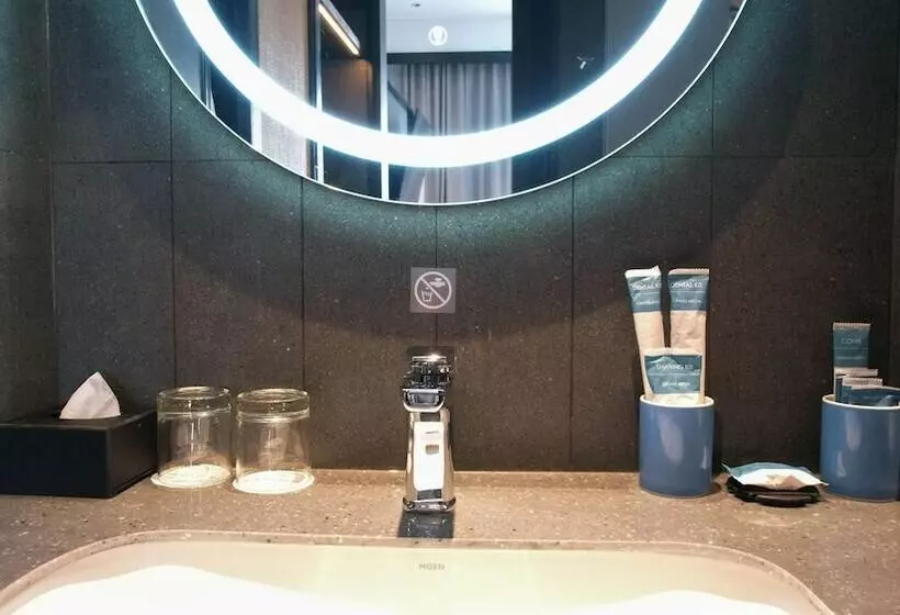 Grand Aston Puncak Hotel & Resort