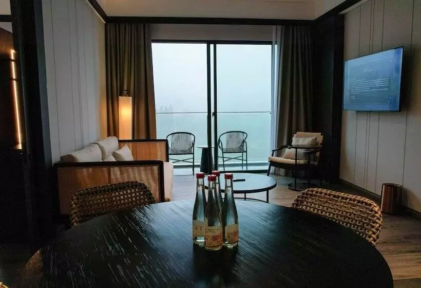 Grand Aston Puncak Hotel & Resort