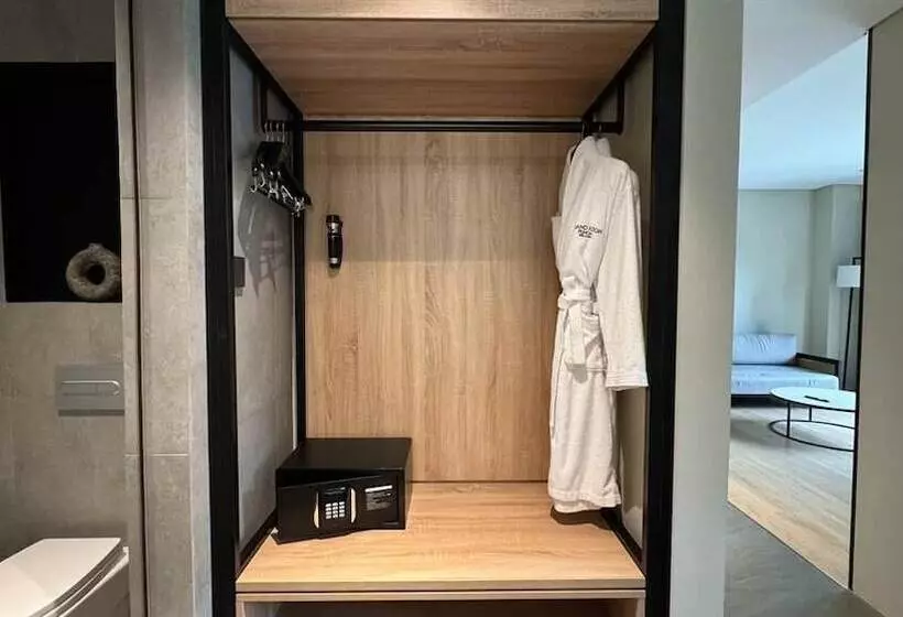 Grand Aston Puncak Hotel & Resort