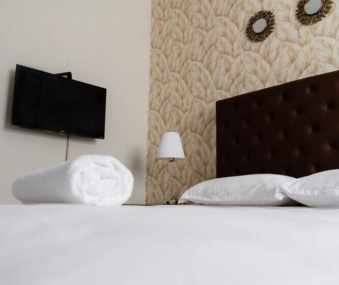 تختخواب و صبحانه Don Chago