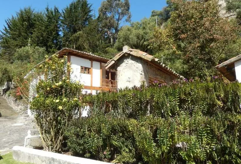 Hotelli Hostería Los Molinos De Yanayacu