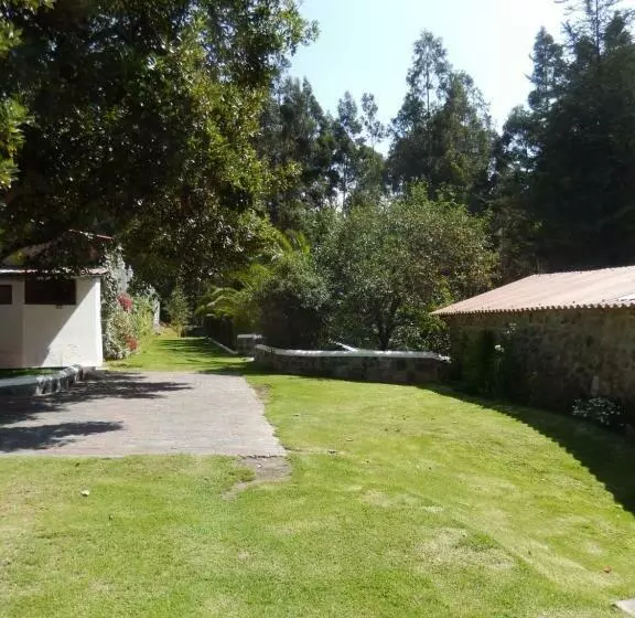 Hotelli Hostería Los Molinos De Yanayacu