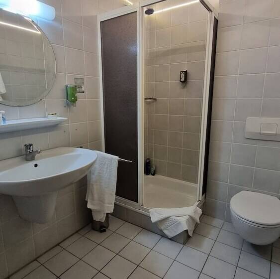 בית מלון כפרי Matz Brunnenhof