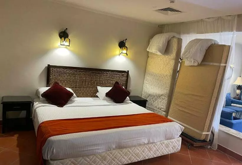 هتل Patio Suit, Porto Marina