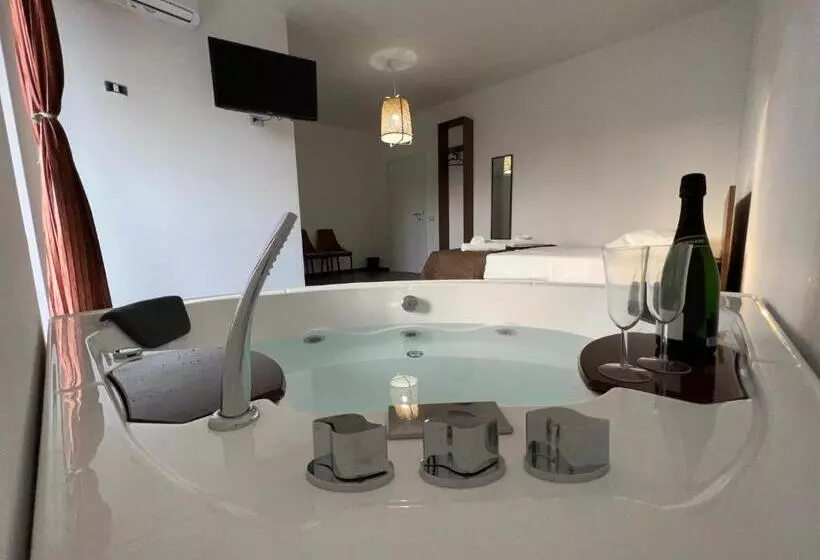 Majatalo Habitat Luxury Suites