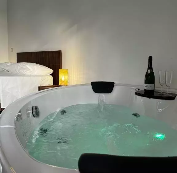 Majatalo Habitat Luxury Suites