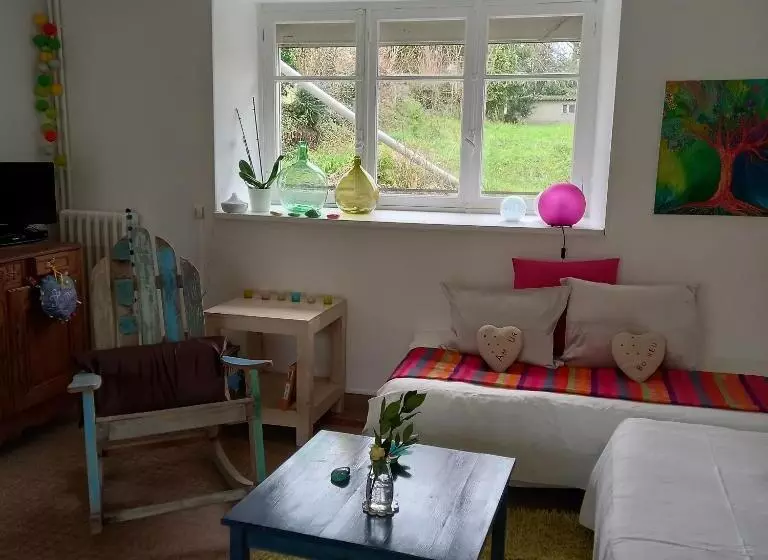 Aamiaismajoitus (B&B) Chambres D Hôtes Couleurs D Elvine