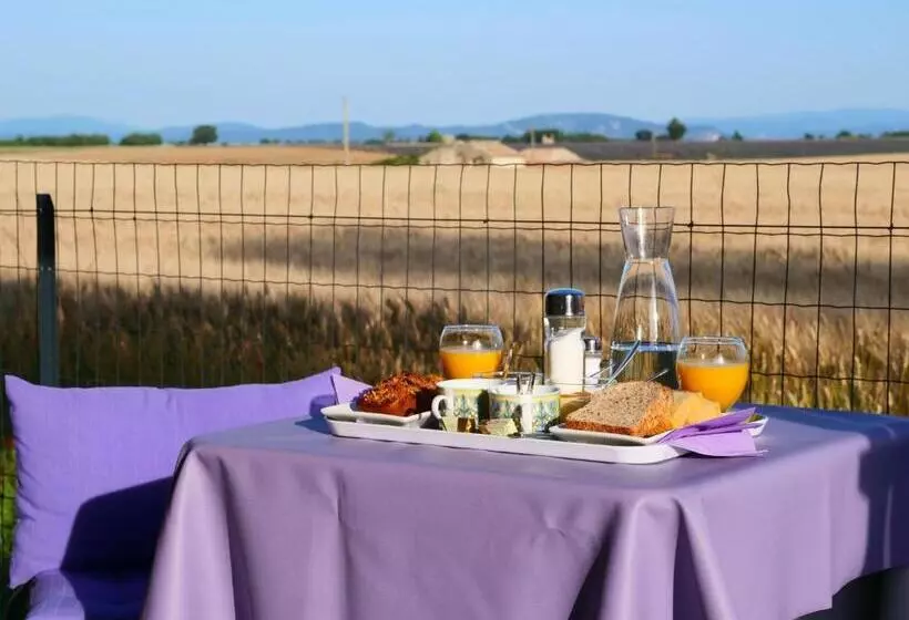 Aamiaismajoitus (B&B) Le Spa Des Lavandes