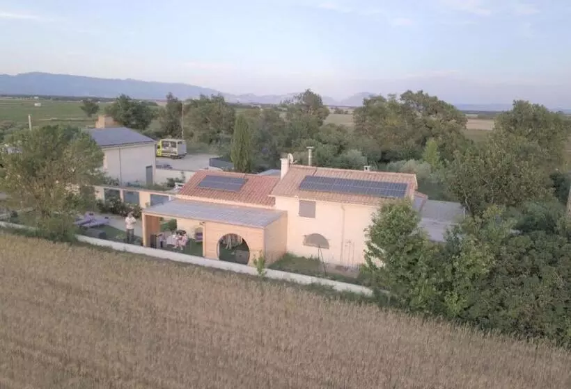 Aamiaismajoitus (B&B) Le Spa Des Lavandes