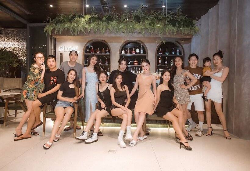 هتل The Leaf Boutique Oceanfront