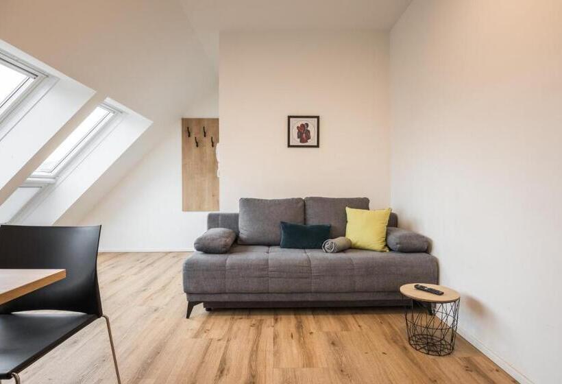 Myquartier Central City Suites