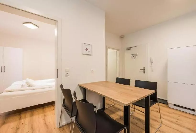 Myquartier Central City Suites