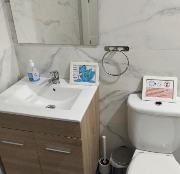 בית מלון כפרי Guggenheim Riverview Hbi01297