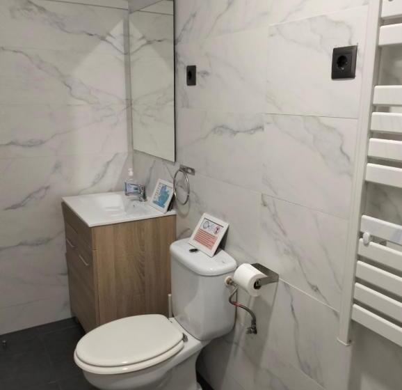 בית מלון כפרי Guggenheim Riverview Hbi01297