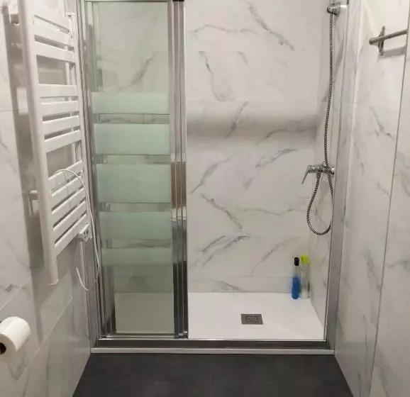 Hotelli Guggenheim Riverview Hbi01297