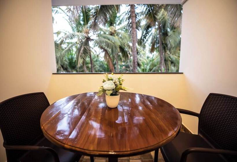 בית מלון כפרי The Woodside Inn