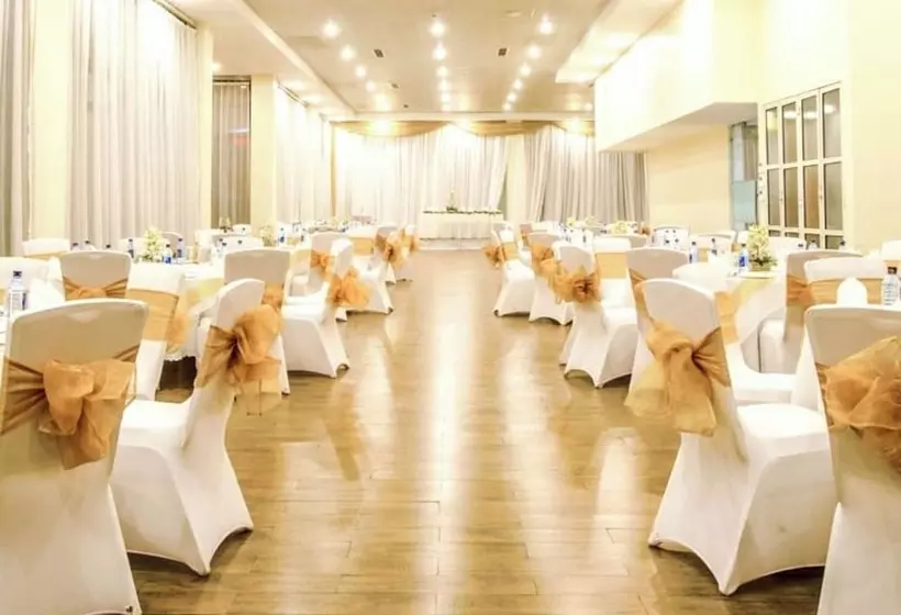 پانسیون Prideinn Azure Hotel Nairobi 7