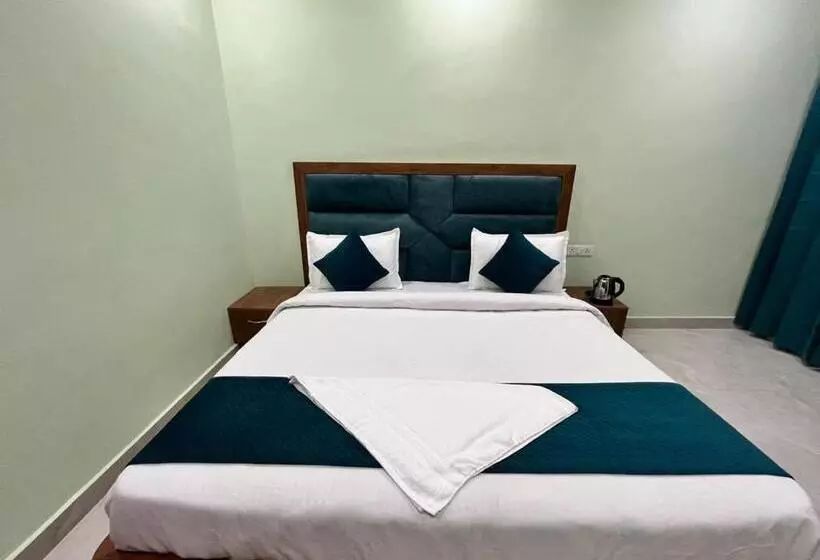 ホテル D Socialz Hostel