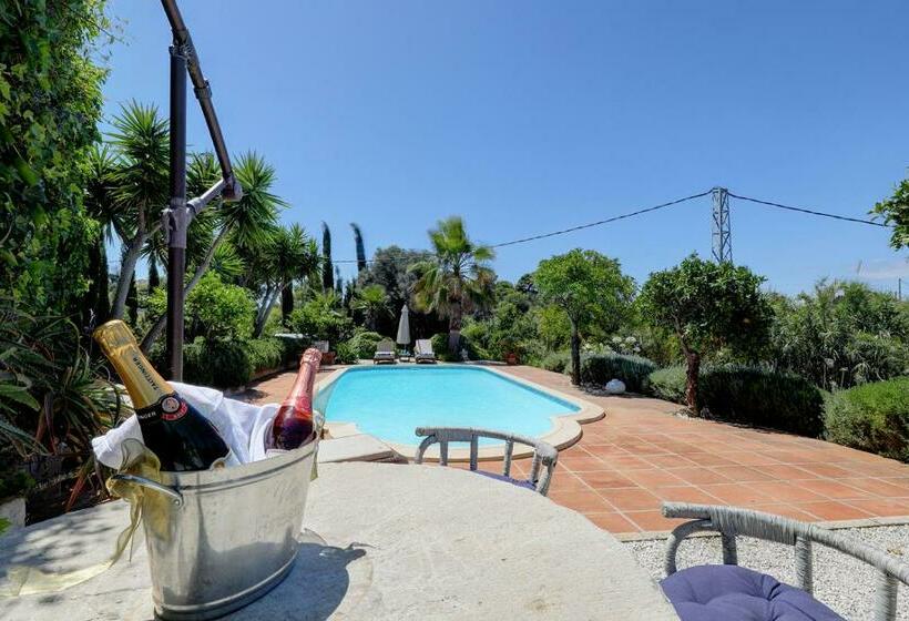 פנסיון Molino Cottage