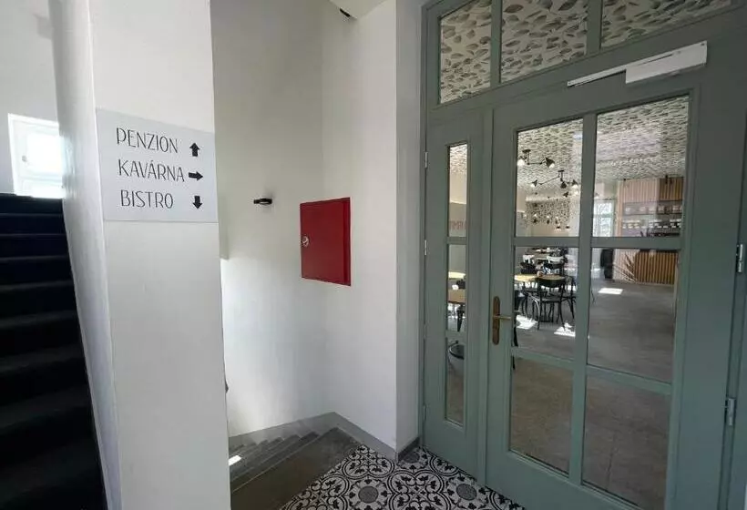 Majatalo Penzion Nad Lávkou