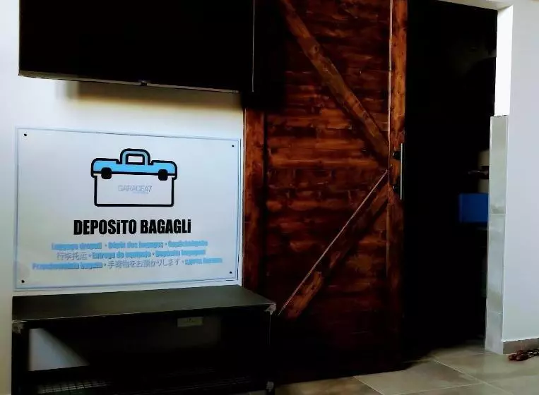 Garage47 Storica Officina Meccanica Loft B&b In Pienza