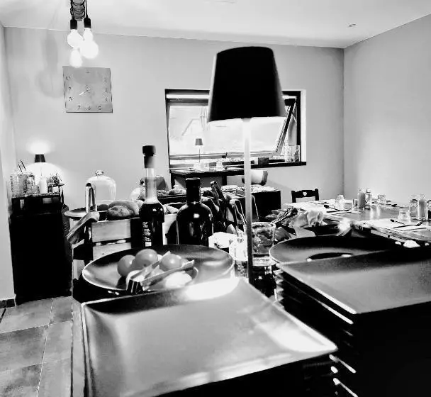 Garage47 Storica Officina Meccanica Loft B&b In Pienza