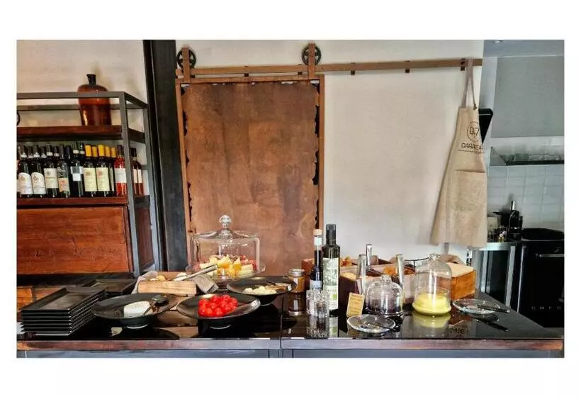 Garage47 Storica Officina Meccanica Loft B&b In Pienza