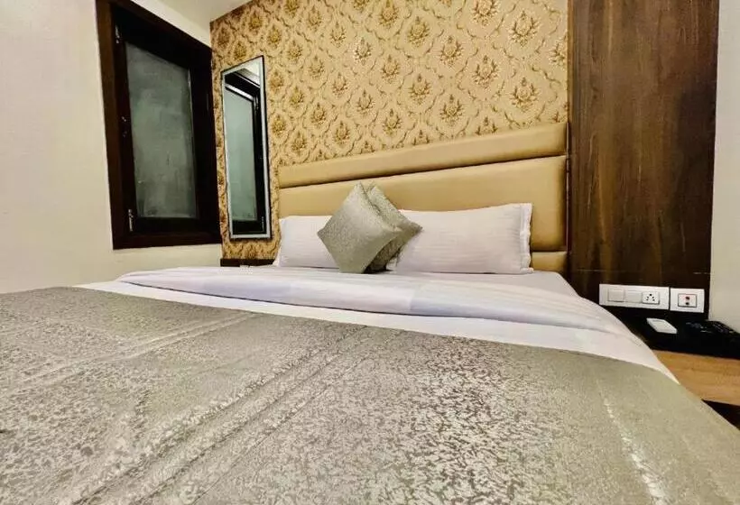 هتل Apple Inn & Suites, New Delhi