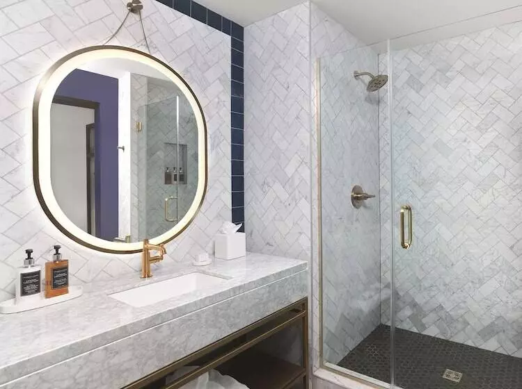 Hotelli The Restoration Asheville