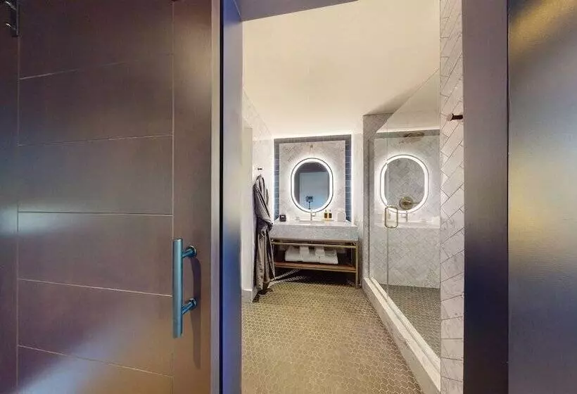 Hotelli The Restoration Asheville