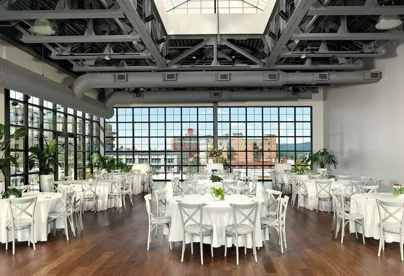 Hotelli The Restoration Asheville