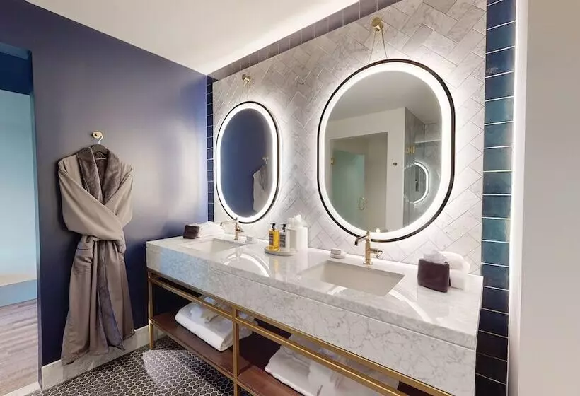 Hotelli The Restoration Asheville