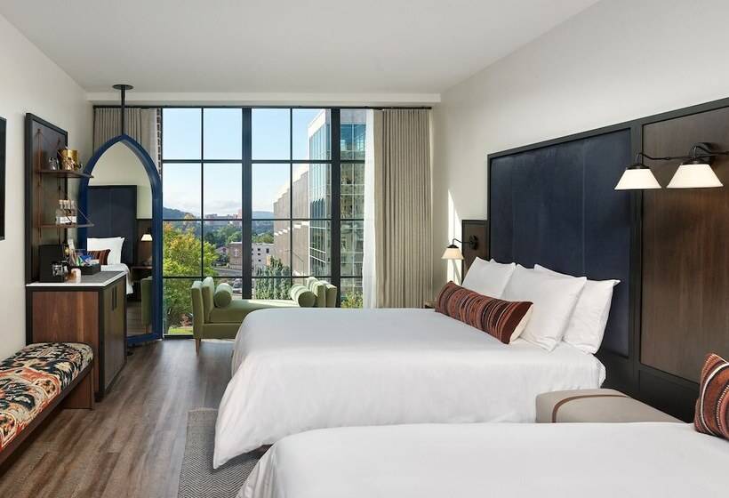 בית מלון כפרי The Restoration Asheville