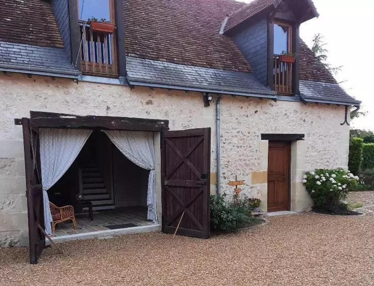 Majatalo La Maison Genevier   Chambre Marguerite