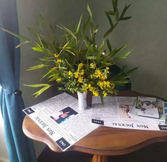 ベッドアンドブレックファースト Chambre D Hôte De La Paix