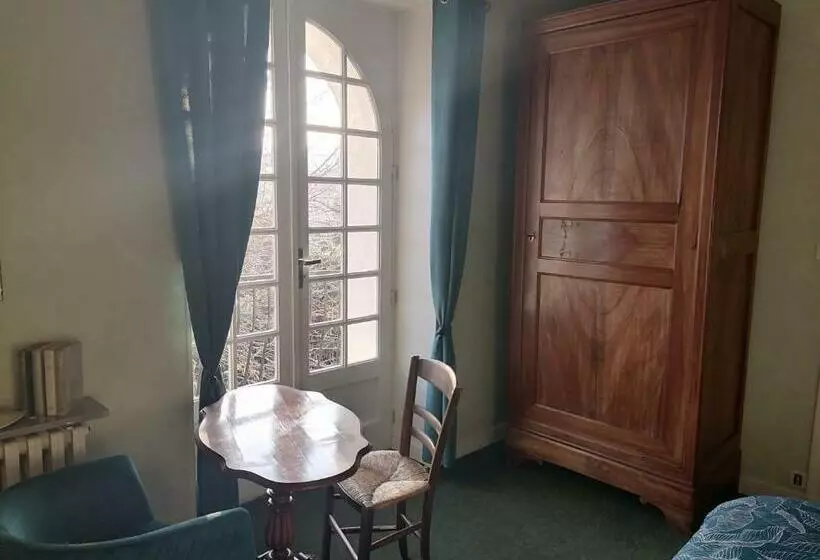 ベッドアンドブレックファースト Chambre D Hôte De La Paix