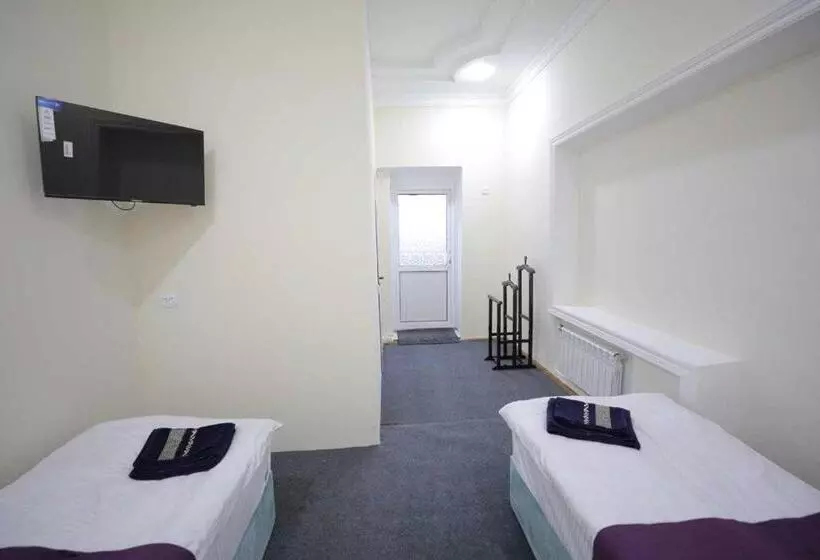 S & D Hostel