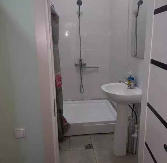 S & D Hostel
