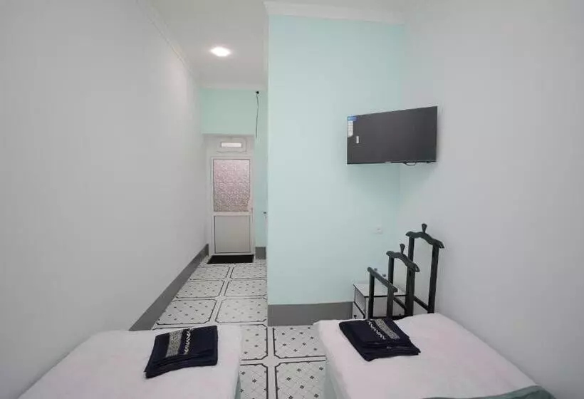 S & D Hostel