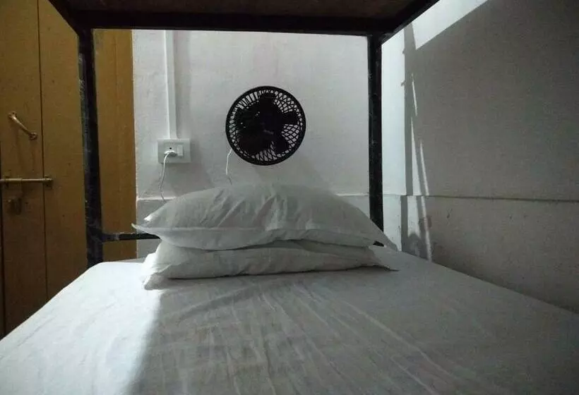 هاستل Backpackers Haven