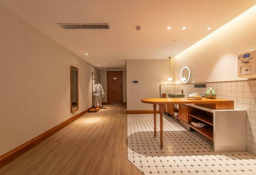 银座文度hotel济南西站店(印象济南.泉世界)