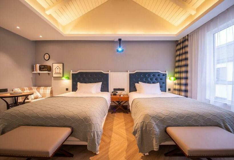 银座文度hotel济南西站店(印象济南.泉世界)