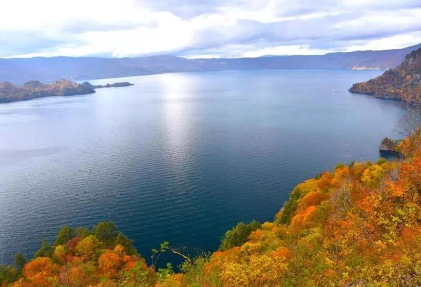 ペンション 津軽三味線と民謡 ゲストハウス繭子の宿