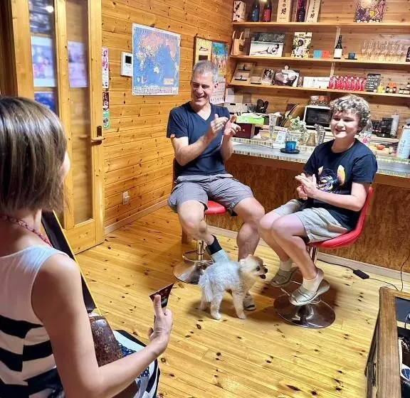 ペンション 津軽三味線と民謡 ゲストハウス繭子の宿