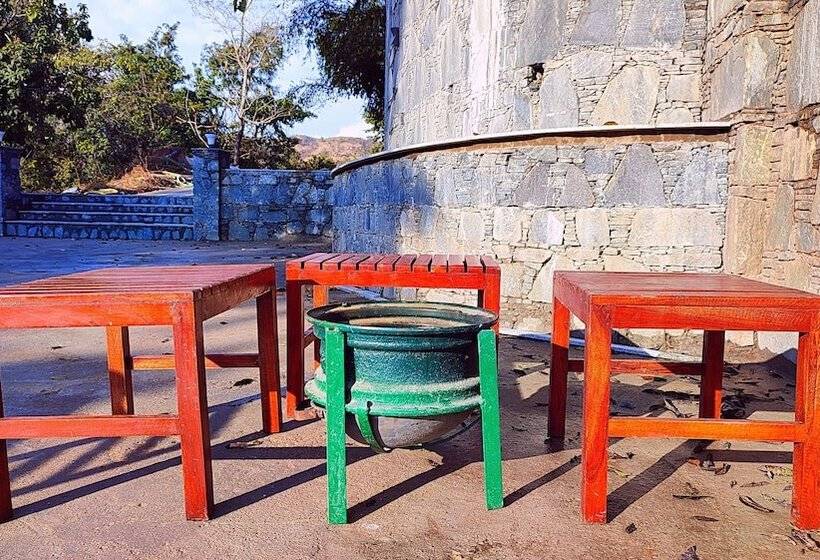 渡假胜地  Takhat Villa By Shrigo Hotels