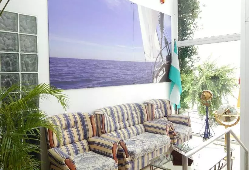 Aparthotel Playa Conil